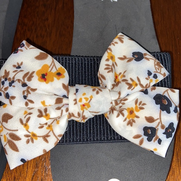 NEW| Floral Print Slide Sandal - Picture 2 of 4